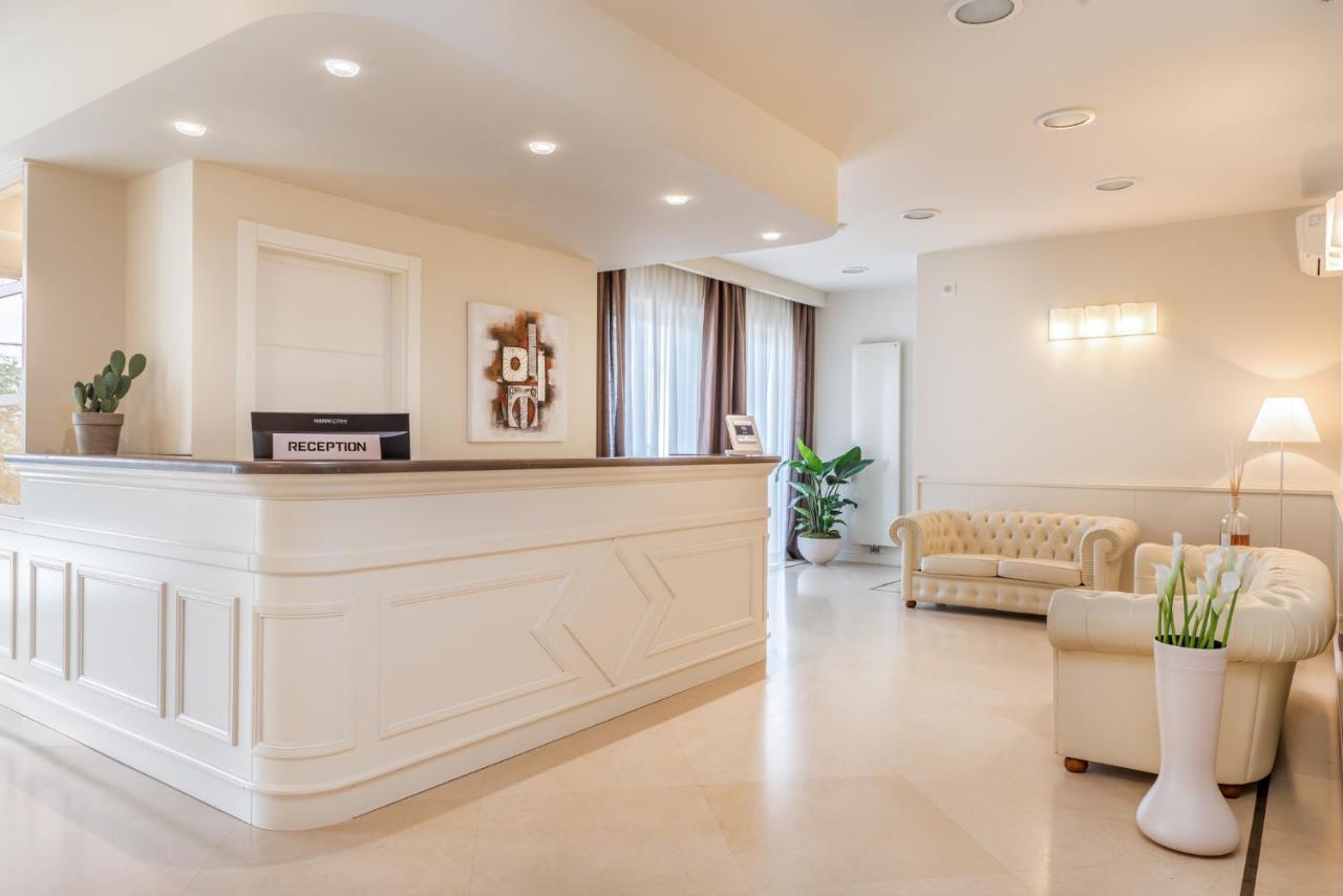 Hotel & Residence Exclusive Marina Di Carrara Εξωτερικό φωτογραφία