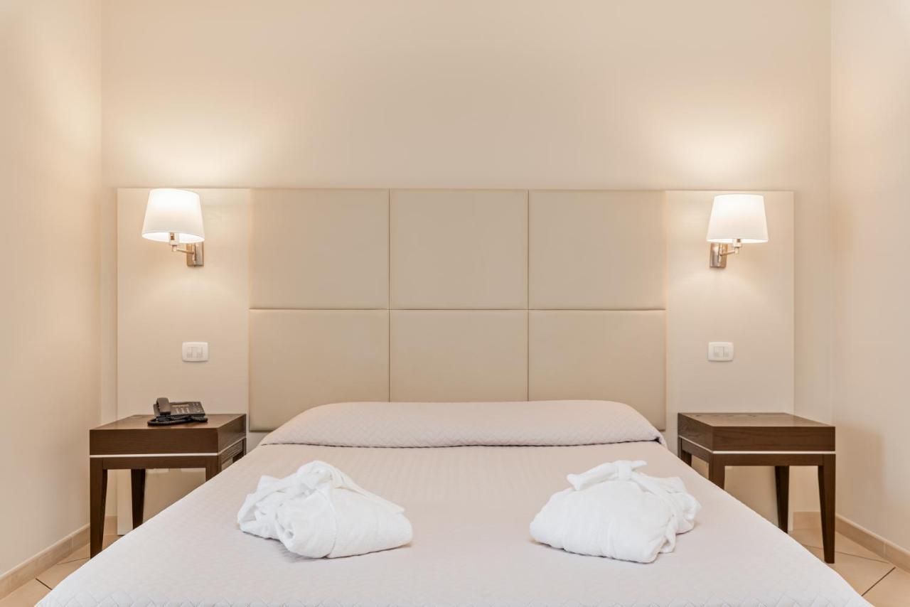 Hotel & Residence Exclusive Marina Di Carrara Εξωτερικό φωτογραφία