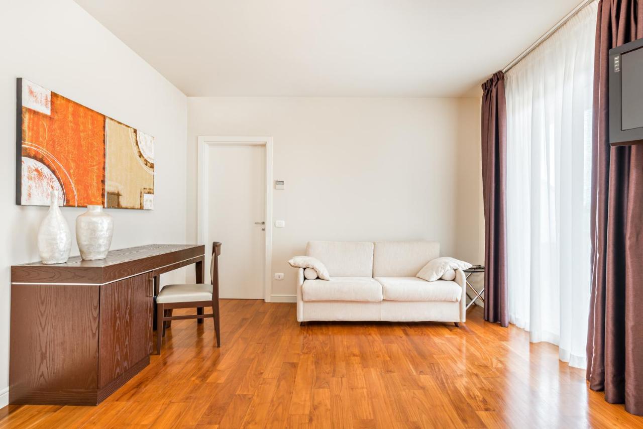 Hotel & Residence Exclusive Marina Di Carrara Εξωτερικό φωτογραφία