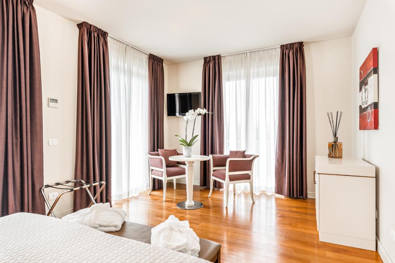 Hotel & Residence Exclusive Marina Di Carrara Εξωτερικό φωτογραφία