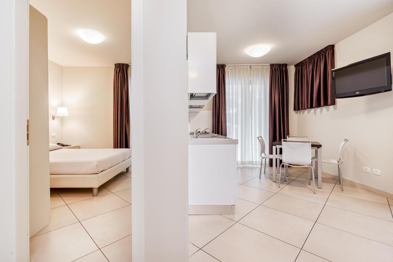 Hotel & Residence Exclusive Marina Di Carrara Εξωτερικό φωτογραφία