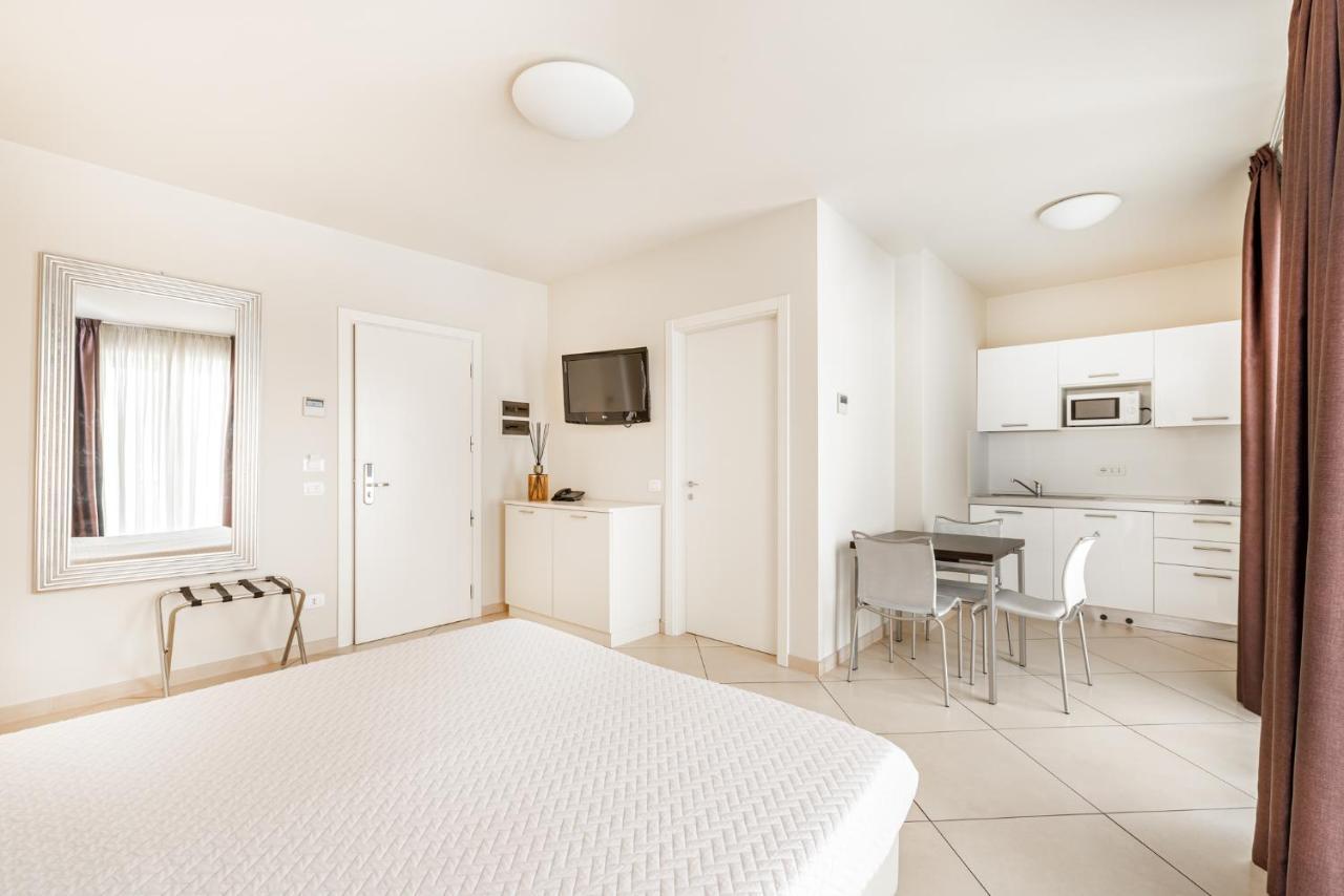 Hotel & Residence Exclusive Marina Di Carrara Εξωτερικό φωτογραφία