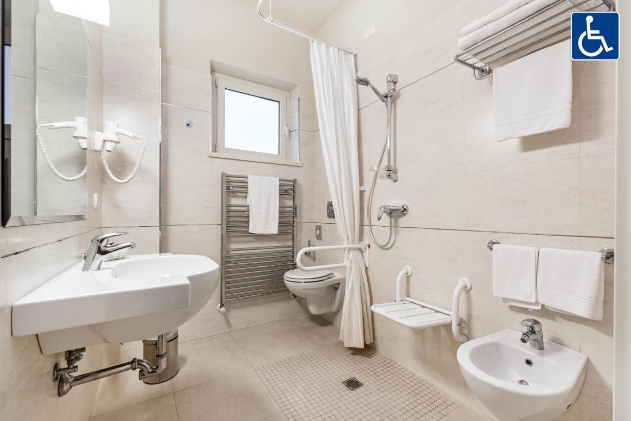 Hotel & Residence Exclusive Marina Di Carrara Εξωτερικό φωτογραφία