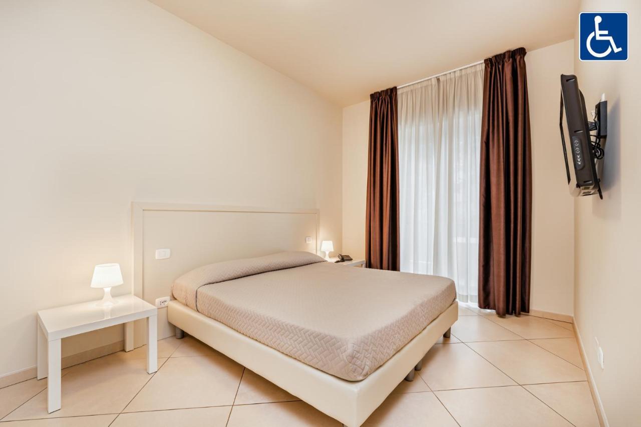 Hotel & Residence Exclusive Marina Di Carrara Εξωτερικό φωτογραφία